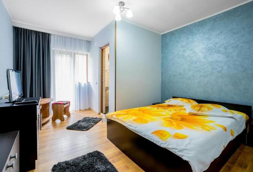 غرفة قياسية, Vila Nico