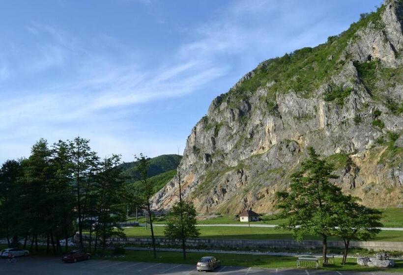 Номер Стандарт Трехместный, Vila Nico