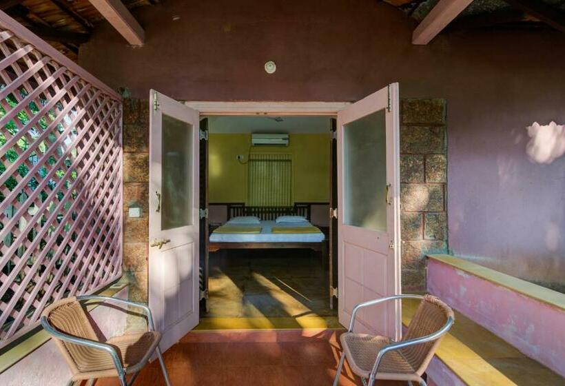 חדר דלוקס לארבעה, Shantai By The Lake