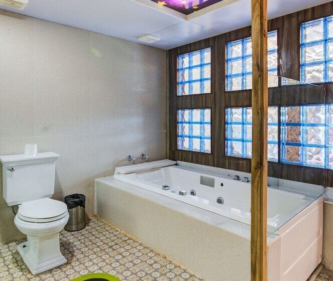 סוויטה, Shantai By The Lake