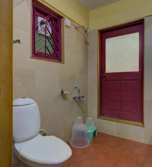 בקתת חדר, Shantai By The Lake