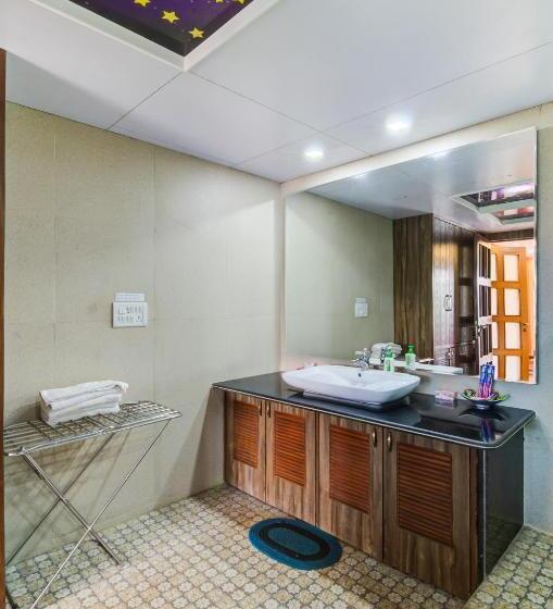 סוויטה, Shantai By The Lake