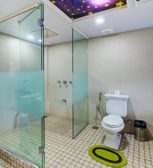 סוויטה, Shantai By The Lake