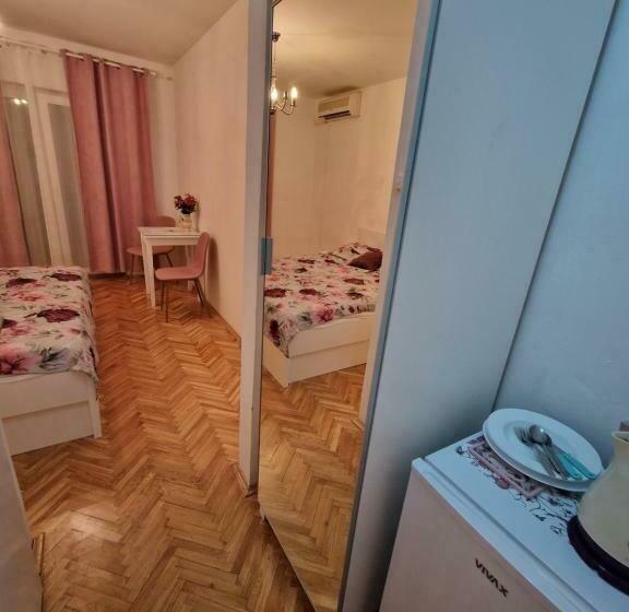 ガーデンビュースタンダードルーム, Guest House Lidus