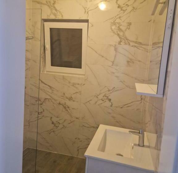 ガーデンビュースタンダードルーム, Guest House Lidus