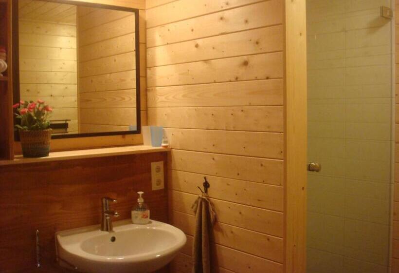 小室, B&b De Luttikhoeve