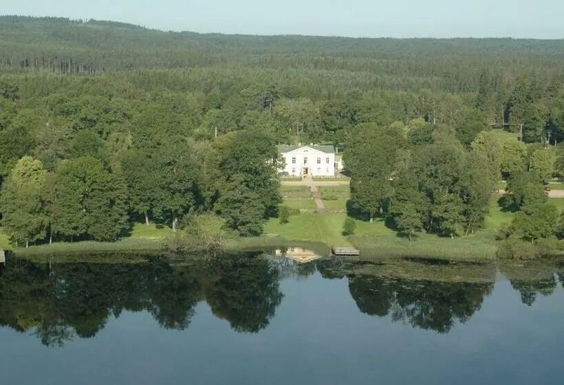ファミリールーム, Asa Herrgård