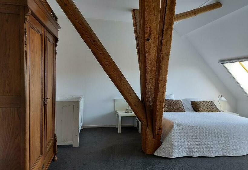 חדר סטנדרט, Piaam State