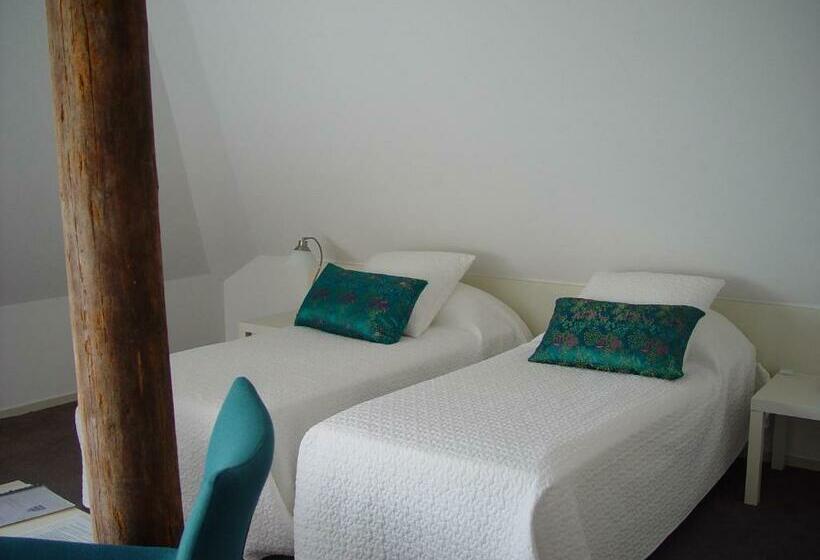 חדר משפחתי, Piaam State