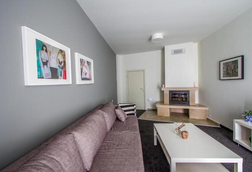 דירת שני חדרים, Family Hotel Friends Villa