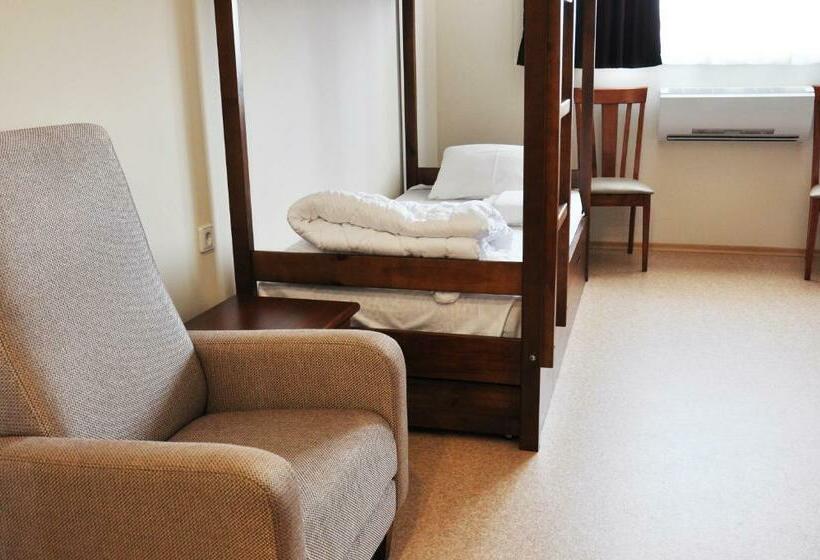 חדר סטנדרט, 7ya