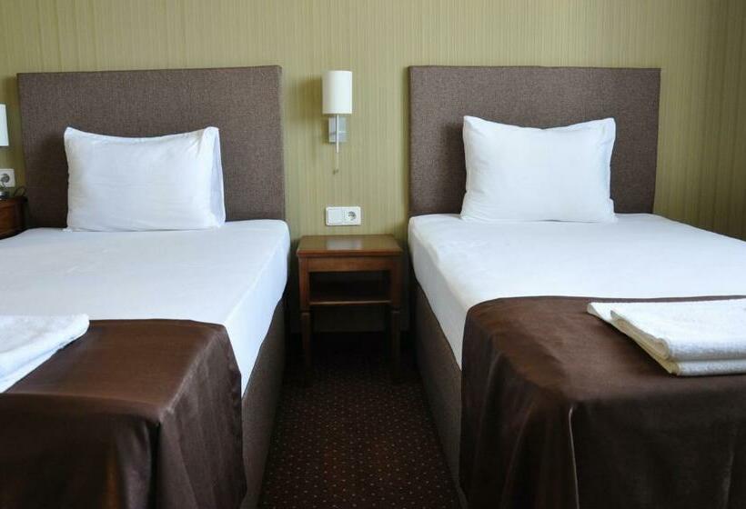 חדר סטנדרט, 7ya