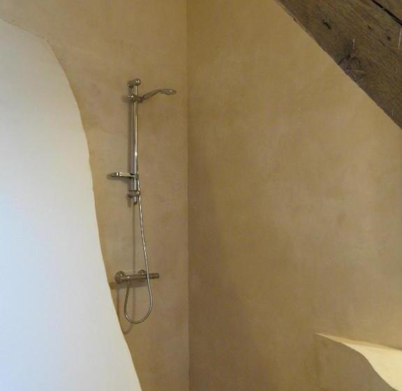 コンフォートルーム, Château De Vierset