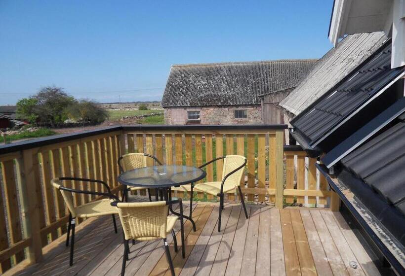 غرفة قياسية مزوَّدة بشُرفة, Mellby ör Inn