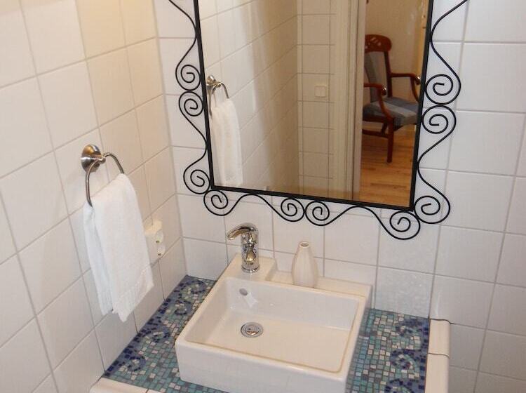 غرفة قياسية مزوَّدة بتراس, Mellby ör Inn