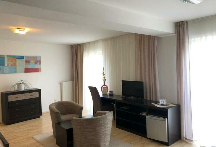 חדר סטנדרט, Mlyn