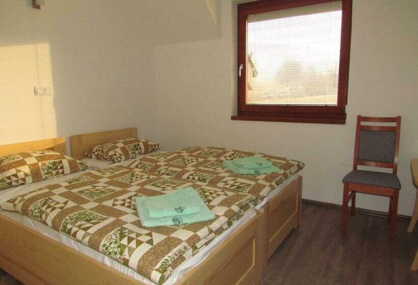 スタンダードルーム, Penzión Trio