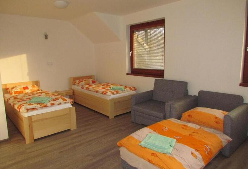 スタンダードルーム, Penzión Trio