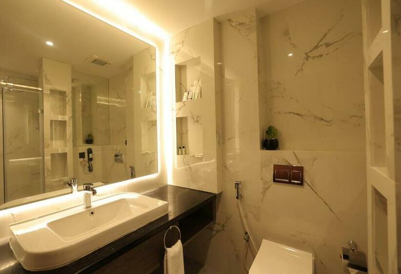 プレミアムルーム, Poppys Vista