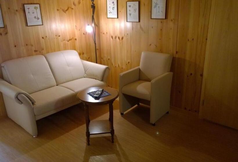 Семейный Номер, Restaurant Drei Tannen