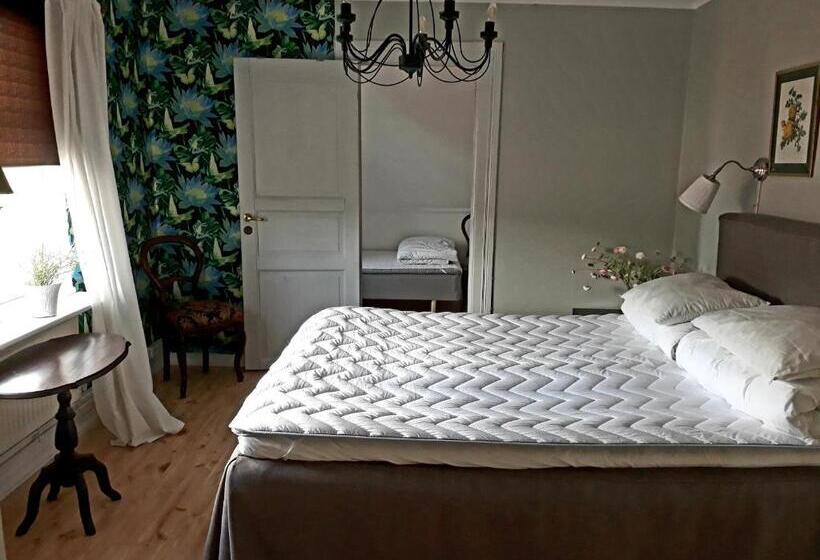 Номер Стандарт Четырехместный Совместный Санузел, älgbergets Bed & Breakfast