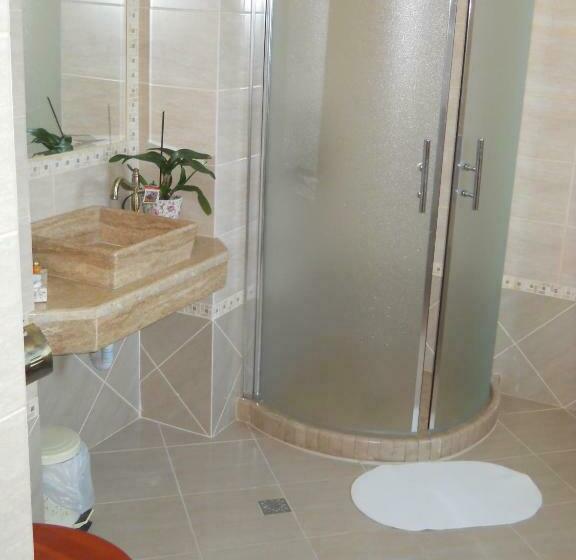 חדר סטנדרט, Castel Haller