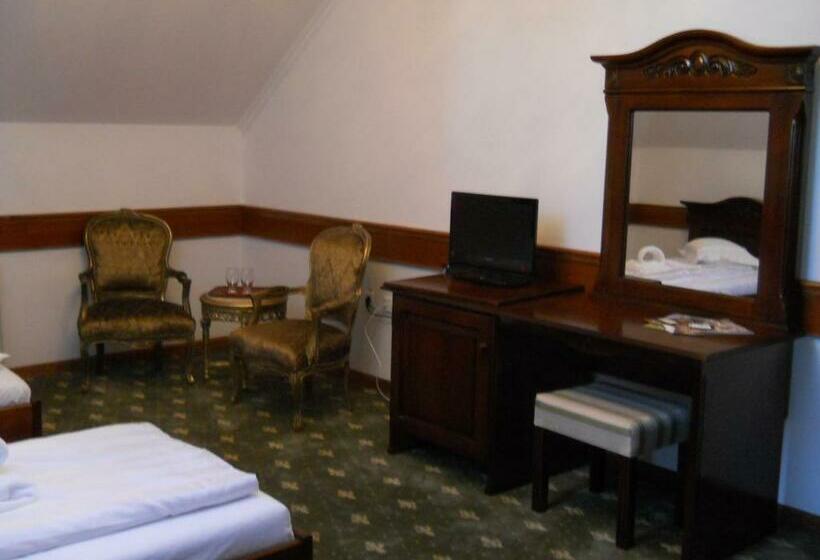 חדר סטנדרט, Castel Haller