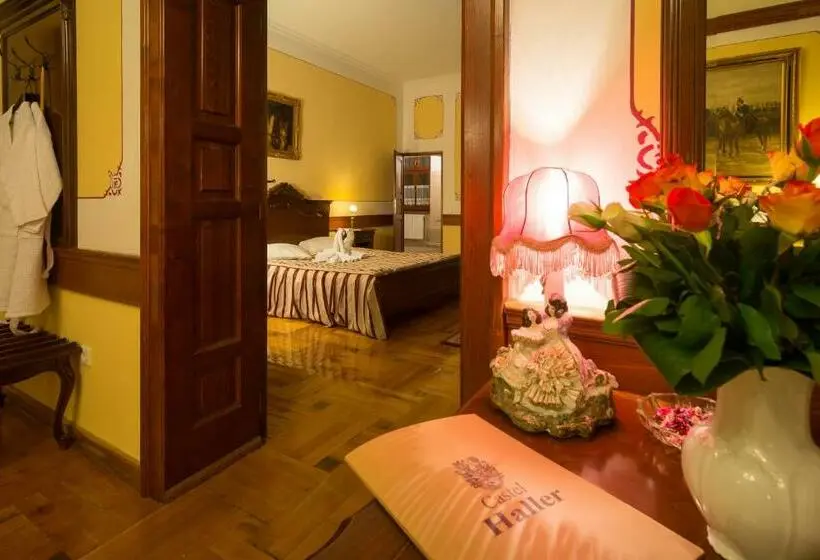Suite, Castel Haller