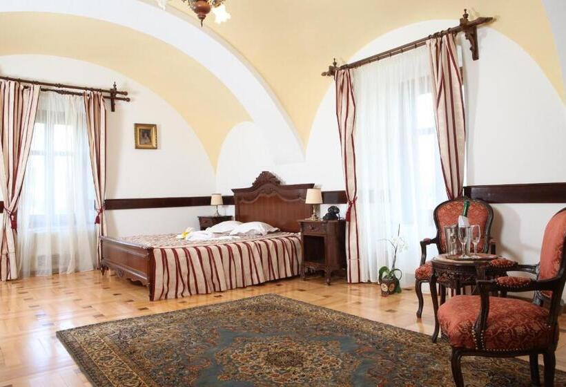 חדר דלוקס, Castel Haller