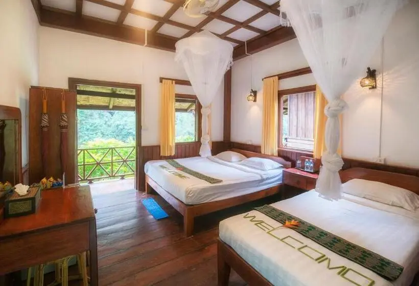 Standard Bungalow mit Flussblick, Springriver Resort
