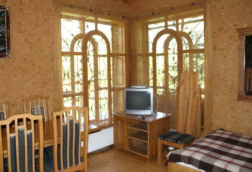 Четырехместный Номер Стандарт, Sykytura