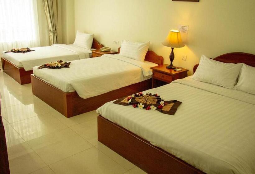 חדר סטנדרט לשלושה, Pursat Riverside Hotel & Spa