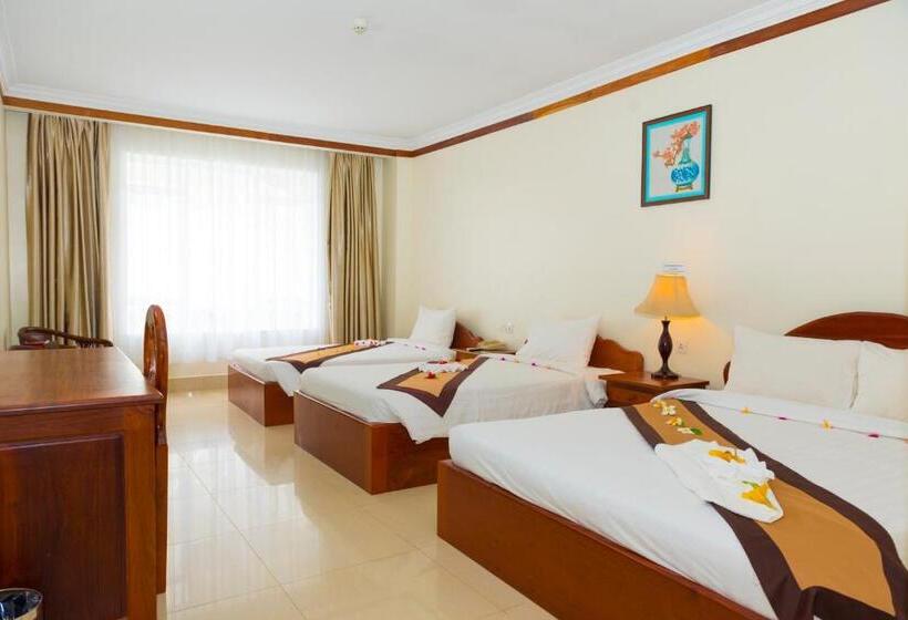 חדר סטנדרט לשלושה, Pursat Riverside Hotel & Spa