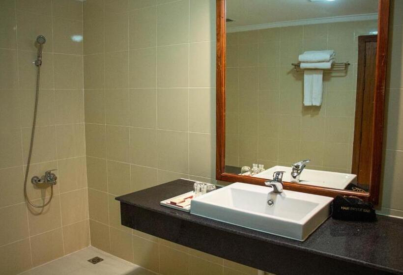 סוויטת קלאב, Pursat Riverside Hotel & Spa