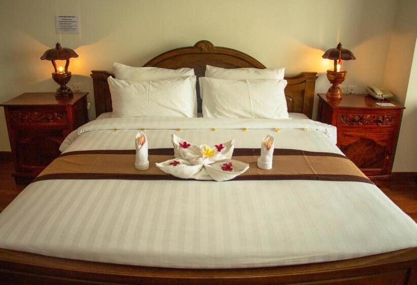 סוויטה נשיאותית, Pursat Riverside Hotel & Spa