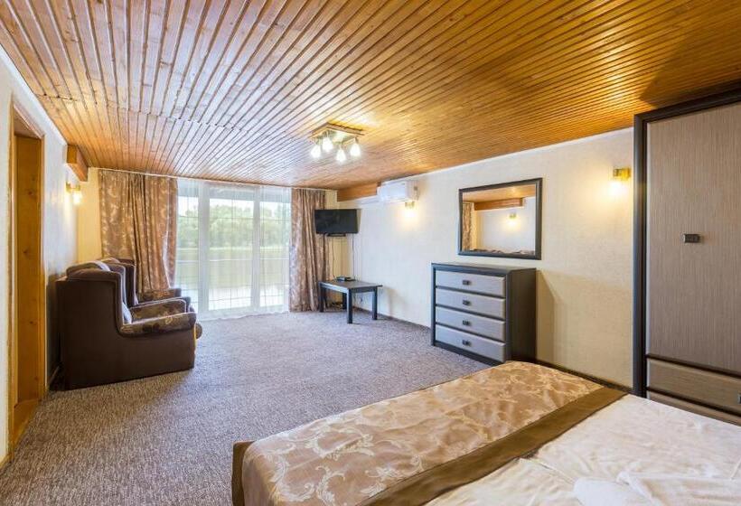 جناح, Shepilska Relax Complex