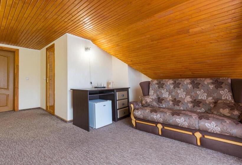 جناح, Shepilska Relax Complex