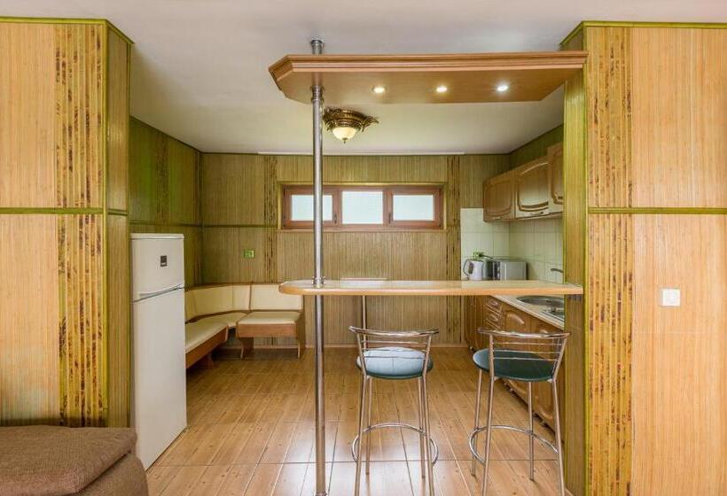 كابينة, Shepilska Relax Complex