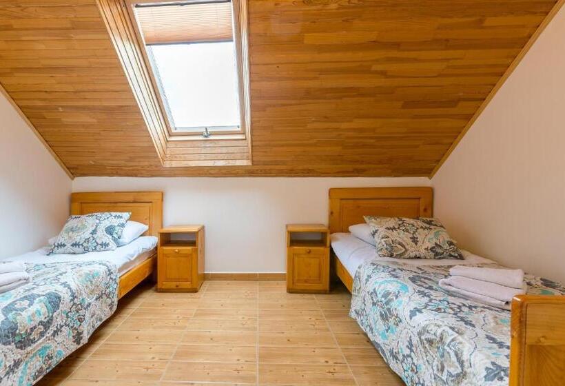 Хижина, Shepilska Relax Complex