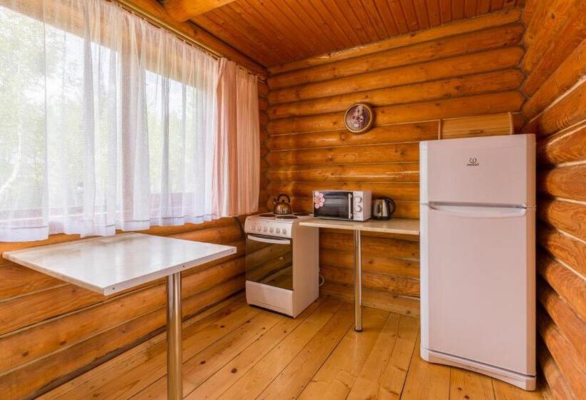 منزل 3 غرف نوم, Shepilska Relax Complex