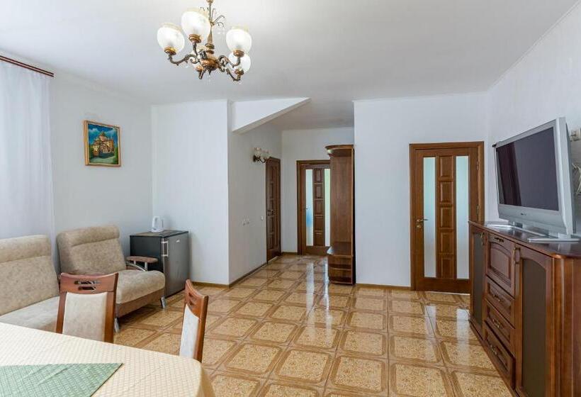 جناح كومفورت, Shepilska Relax Complex