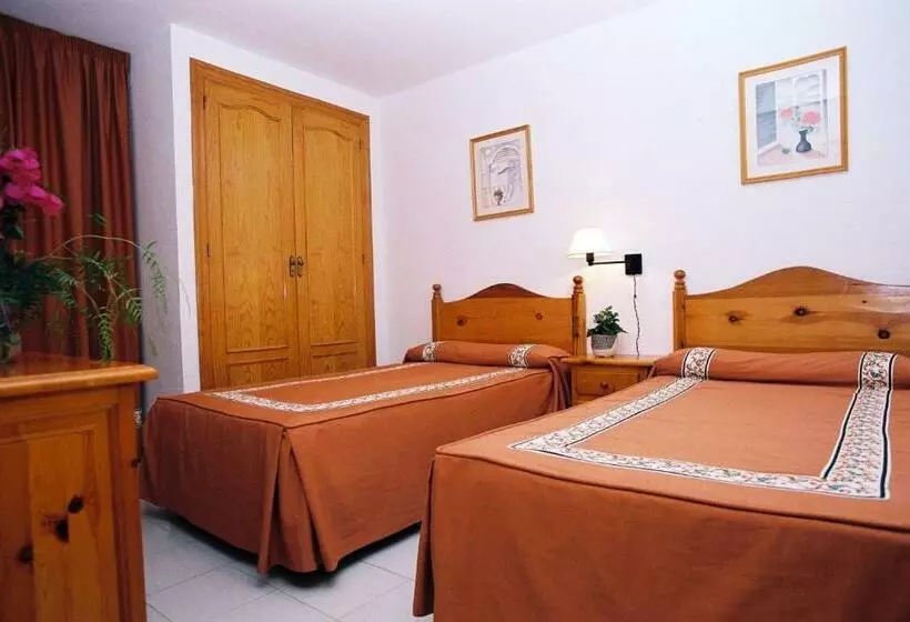 آپارتمان 2 خوابه با تراس, Apartamentos Moguima
