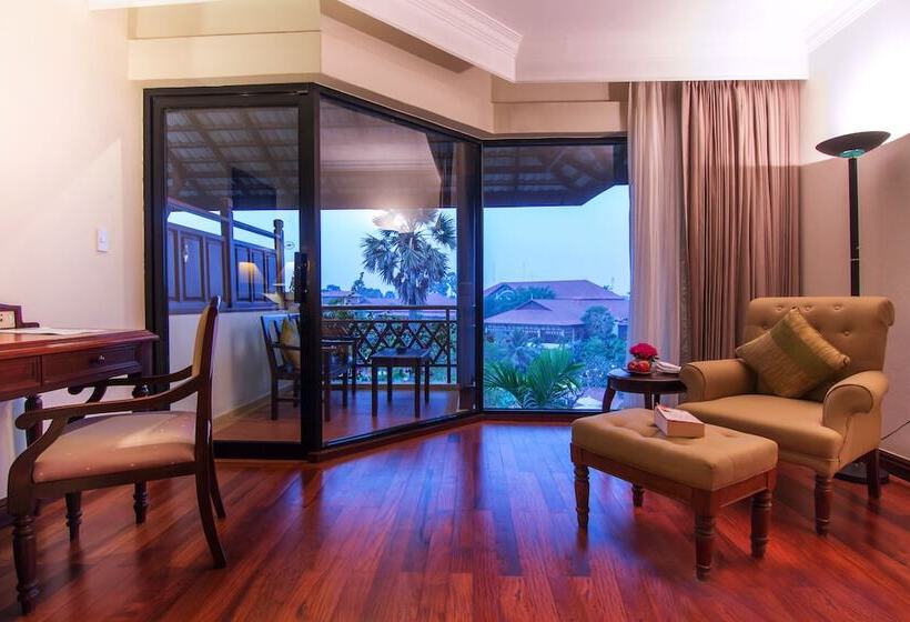 اتاق پرمیوم, Angkor Palace Suite & Villa
