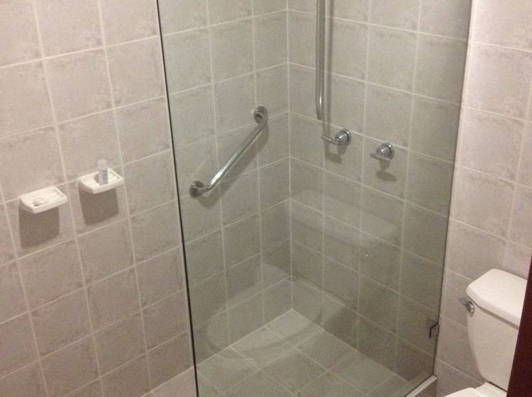 스탠다드 룸, Armenia