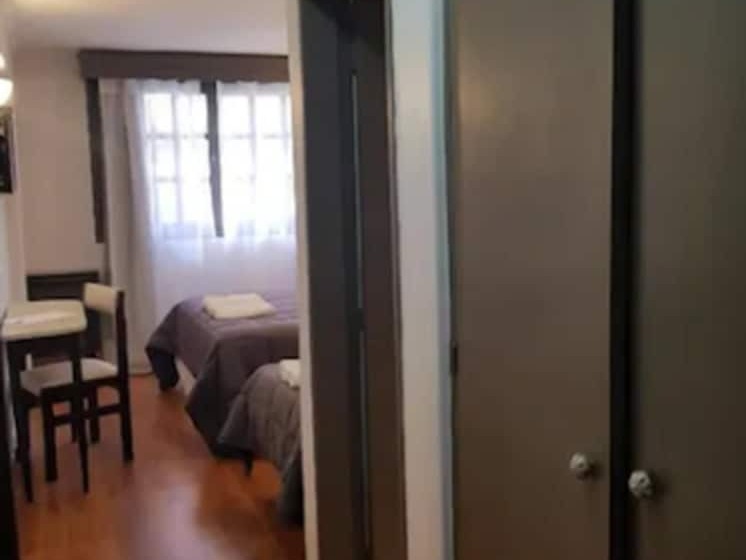 スタンダードルーム, Hostal Malvinas