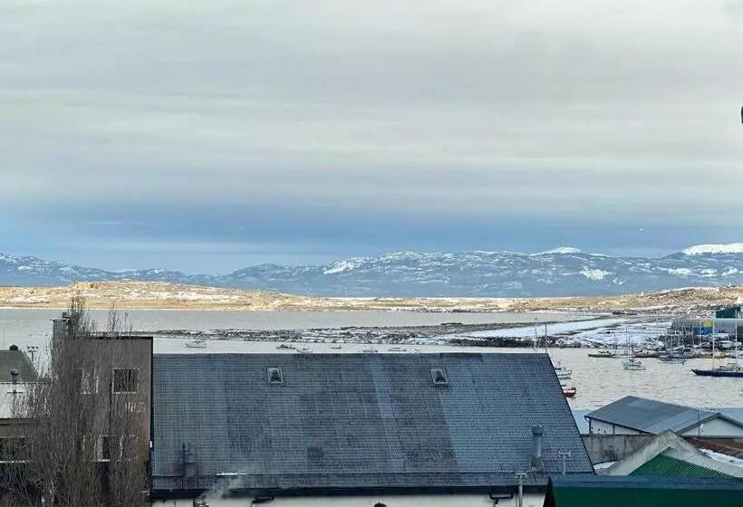 اتاق استاندارد با چشم‌انداز دریا, Hostal Malvinas