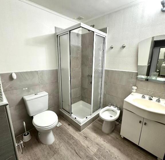 スタンダードルーム, Hostal Malvinas