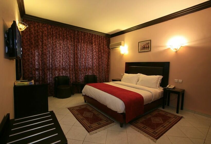 اتاق استاندارد یک نفره, Imperial Holiday
