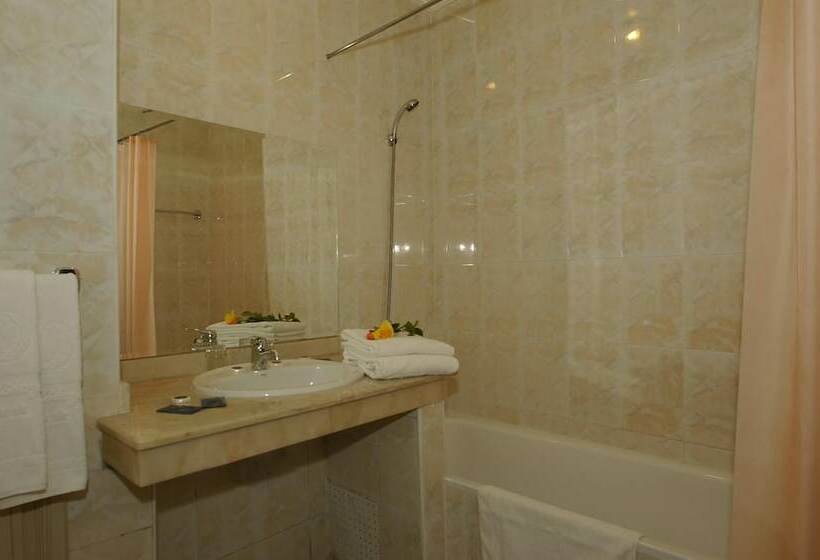 Standard Single Room, Imperial Holiday