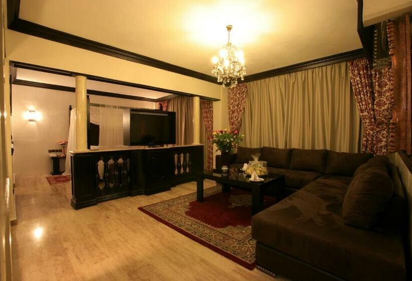 Suite King Bed, Imperial Holiday